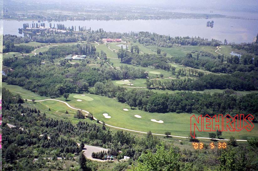 INTERNATIONAL GOLF COURSE