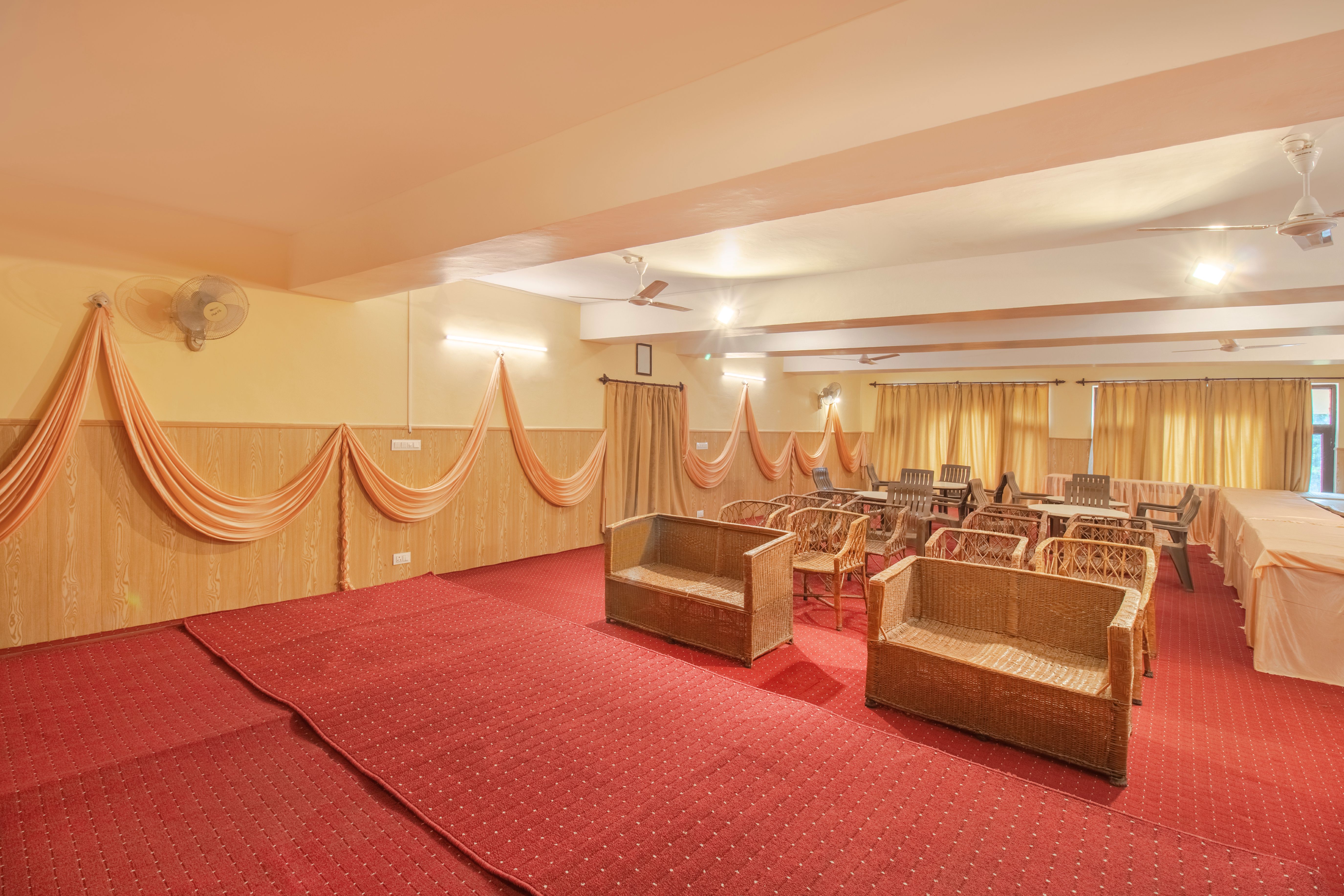 Banquet/Conference Hall image 1